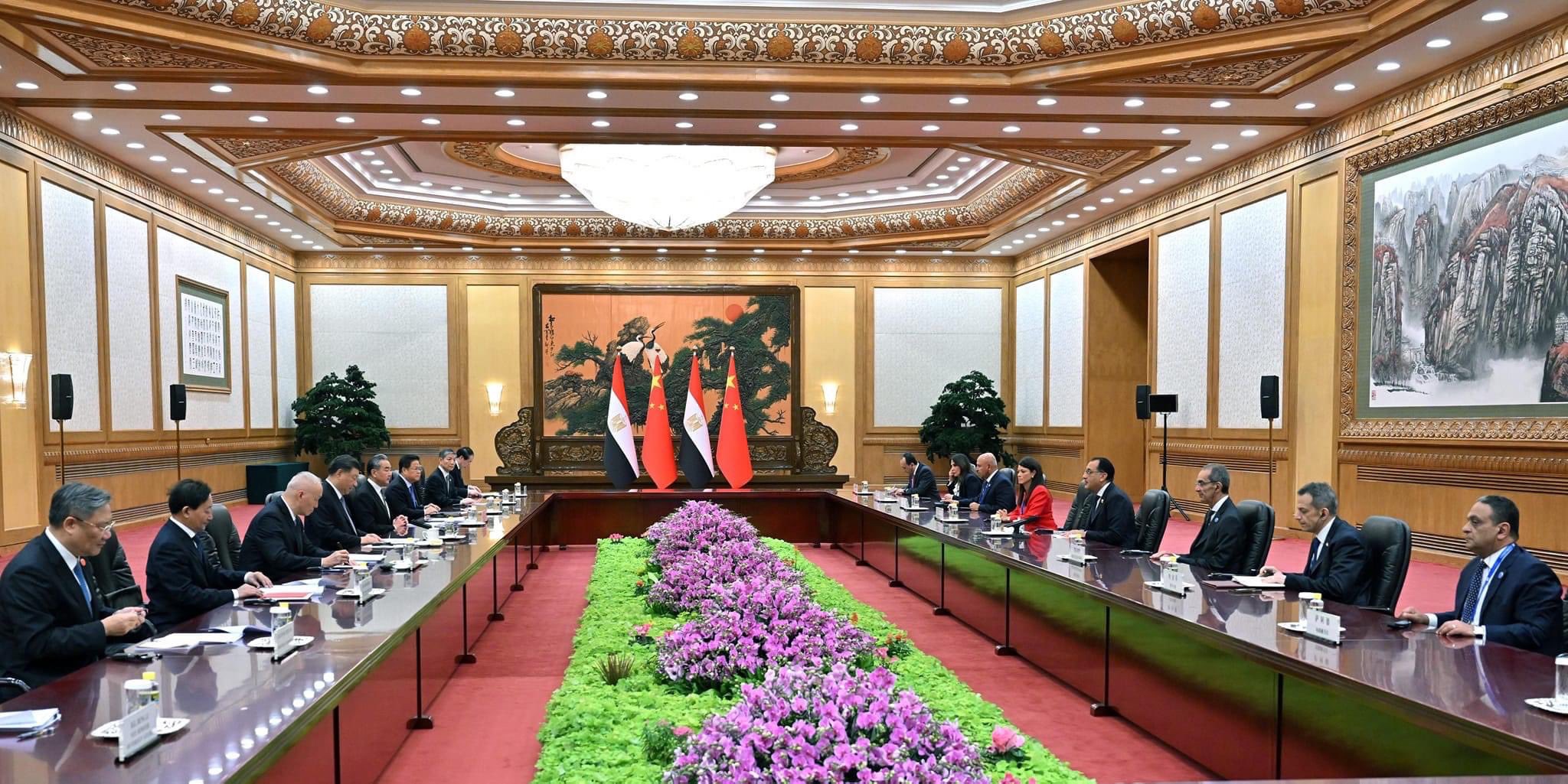 مصر توقع اتفاقا اقتصاديا مع الصين: ماذا يعني ذلك لمستقبل التجارة في الشرق الأوسط؟ 3 مصر توقع اتفاقا اقتصاديا مع الصين